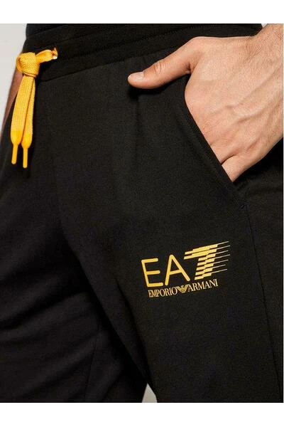 Emporio Armani EA7 Trainingspakken Sweatshirt Set Yellow 3 Emporio Armani EA7 Trainingspakken Sweatshirt Set Yellow - Afbeelding 2