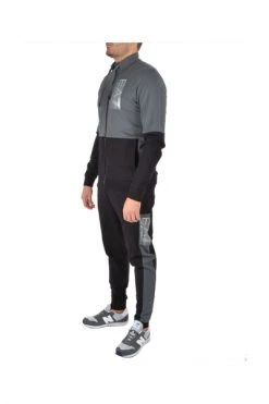 Emporio Armani EA7 Hoodies & Sweatvesten Zip-throughs Gray