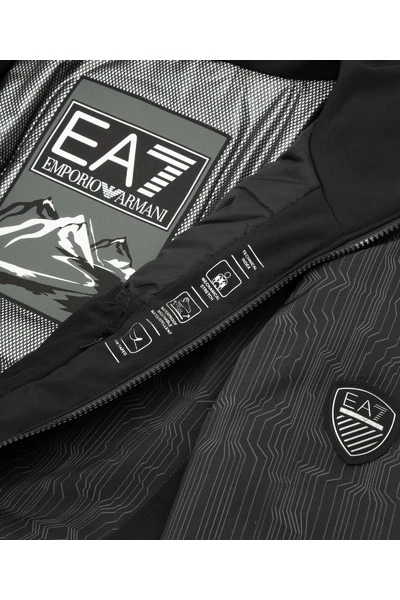 Emporio Armani EA7 Winterjassen Men's Ski Jacket Winter Stratum 7 Black 3 Emporio Armani EA7 Winterjassen Men's Ski Jacket Winter Stratum 7 Black