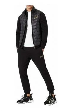 Emporio Armani EA7 Bodywarmers Jackets Black 8 Emporio Armani EA7 Bodywarmers Jackets Black -Goedkope Emporio Armani EA7 winkel d77df1252e505940c8bf9b1f0afd8427